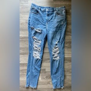 American Eagle Curvy High Rise Jeans
